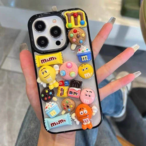 قاب آیفون M&M برجسته