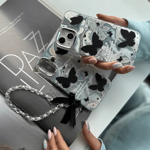 قاب آیفون پروانه مشکی با آویز پاپیون مشکی
